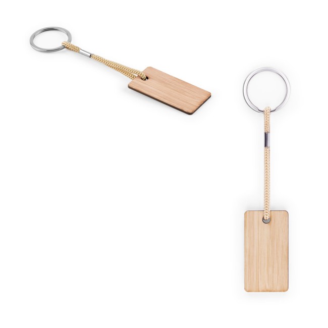 Chaveiro em bambu com cordão em PET promocional